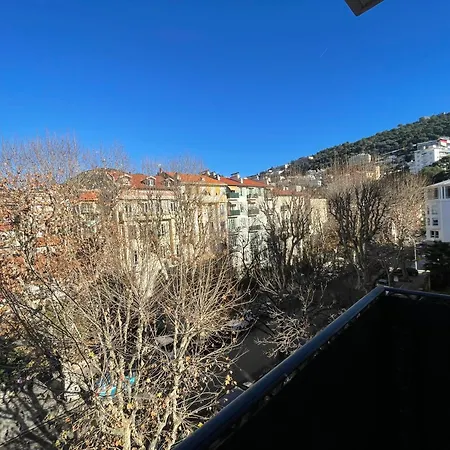 Top Studio - Terrasse - Proche Centre Apartman *